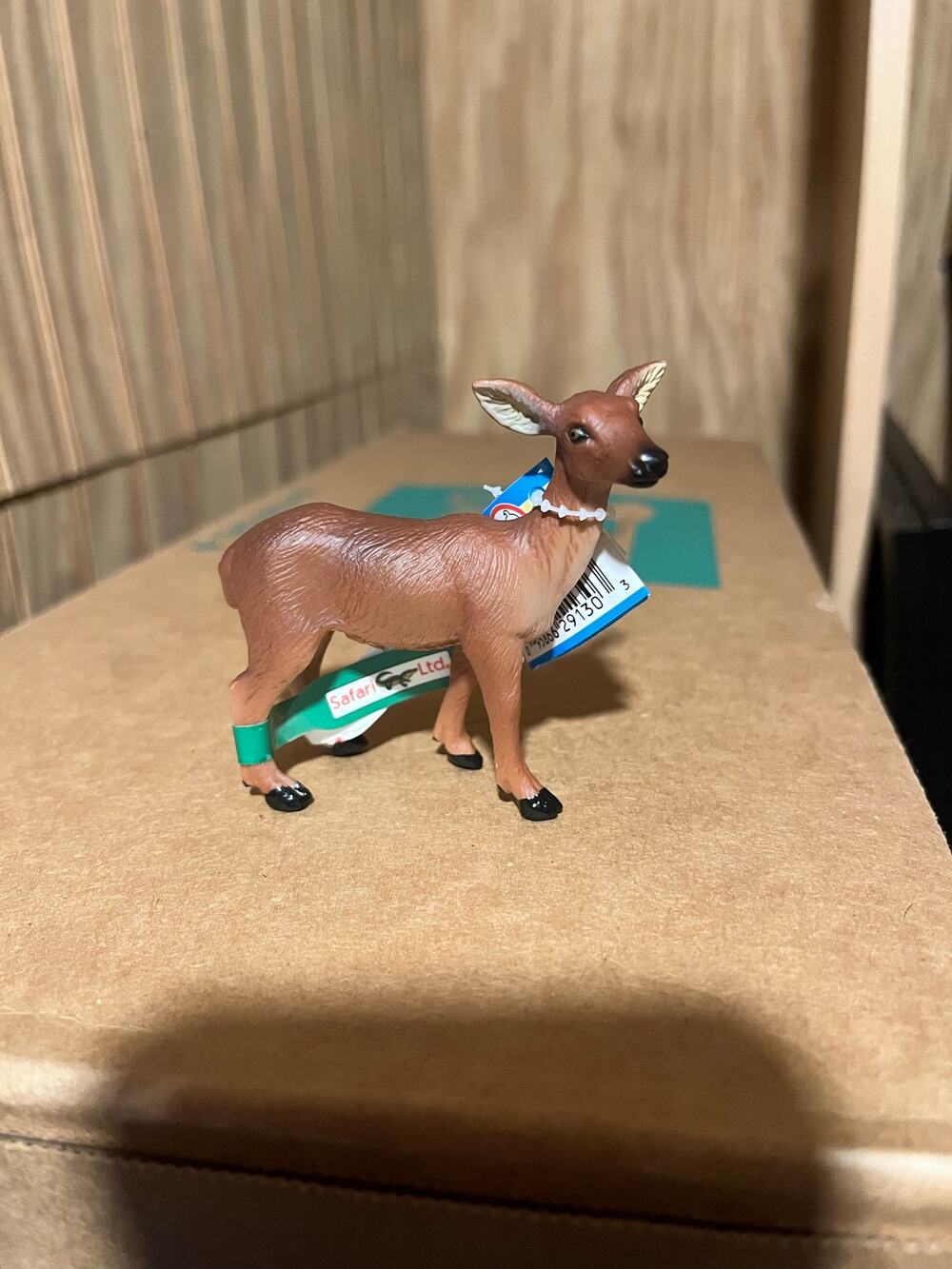 NWT 1998 Safari Deer Doe toy figurine